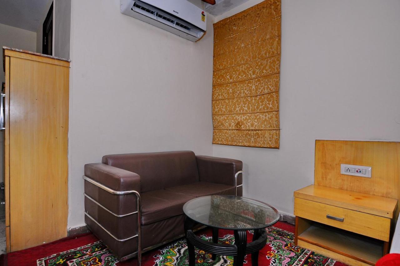 Hotel Tjs Grand Delhi (National Capital Territory of India) Exterior foto