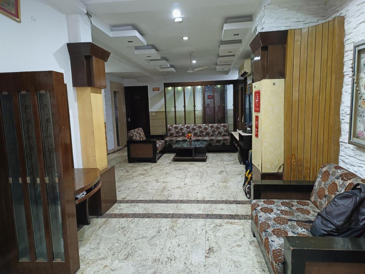 Hotel Tjs Grand Delhi (National Capital Territory of India) Exterior foto